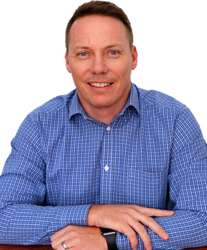 Louis-Pienaar-2023_300.jpg